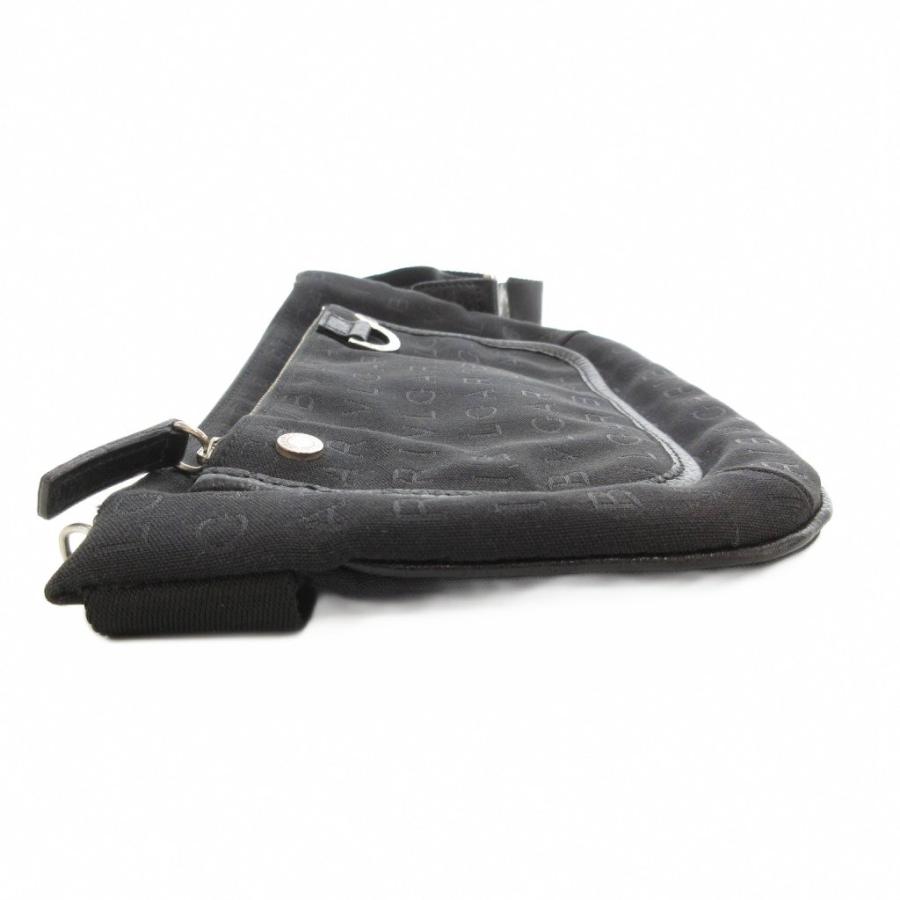 希少 BVLGARI ロゴマニア ボディバッグ 斜め掛け ブラック 黒 希少 BVLGARI ロゴマニア ボディバッグ 斜め掛け ブラック 黒