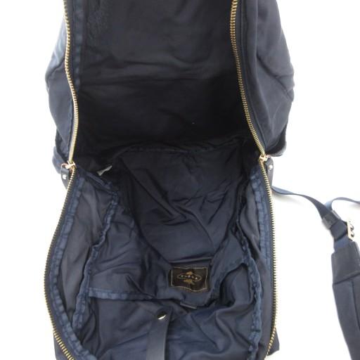 トッカ TOCCA リュックサック デイパック ロゴ ナイロン レザー 紺