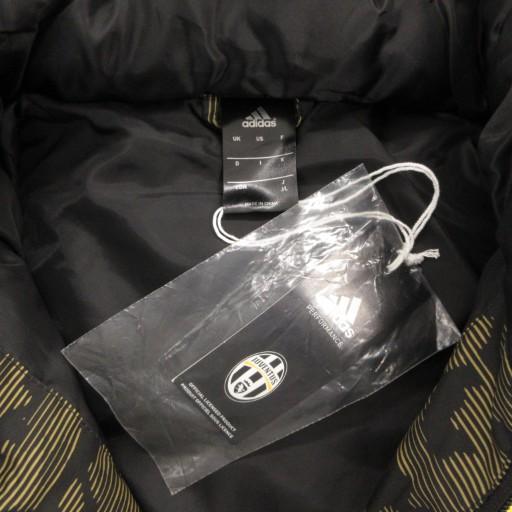 【中古】未使用品 アディダス adidas ユベントスFC JUVENTUSFC タグ付き ダウンジャケット ジップアップ L フード付 adidas（アディダス） 未使用品 ユベントスFC JUVENTUSFC タグ付き