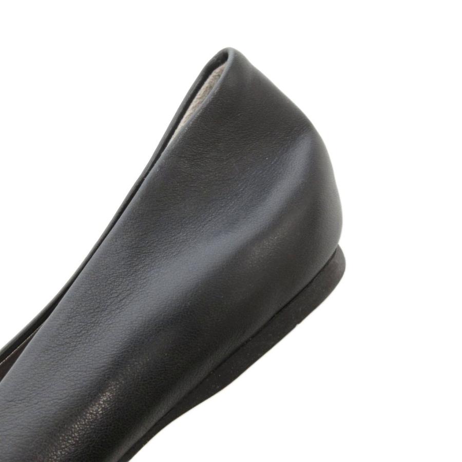 COACH（コーチ） シグネチャーモチーフ メタル バレエシューズ