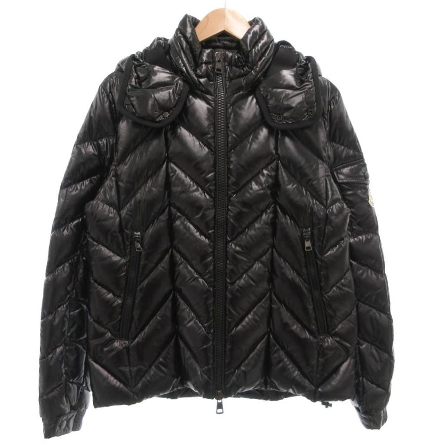 MONCLER（モンクレール） ベリア BERRIAT ダウンジャケット ジップ