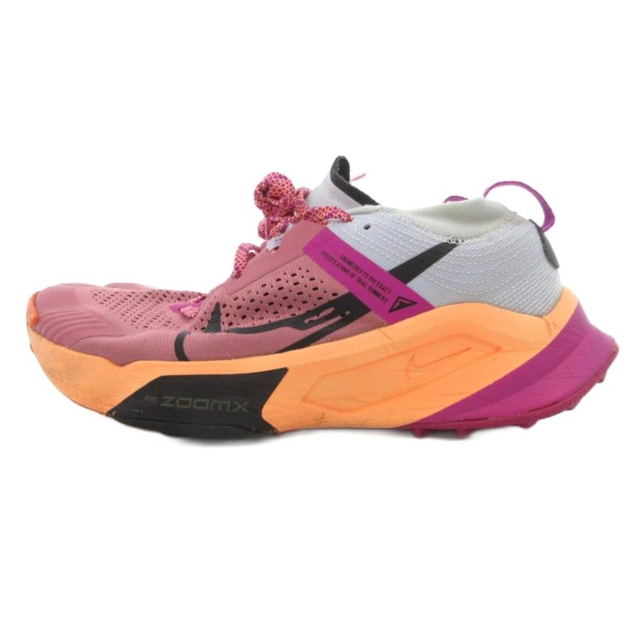 【中古】ナイキ NIKE ZoomX Zegama ランニングシューズ スニーカー ベリーカラー DH0625-600 /UO レディース NIKE（ナイキ） NIKE ZoomX Zegama ランニングシューズ スニーカー