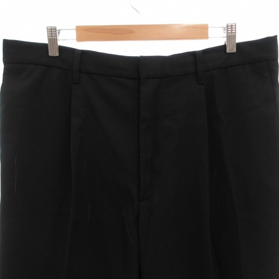 ユニクロ（UNIQLO） ：C 26SS タックワイドテーパードパンツ