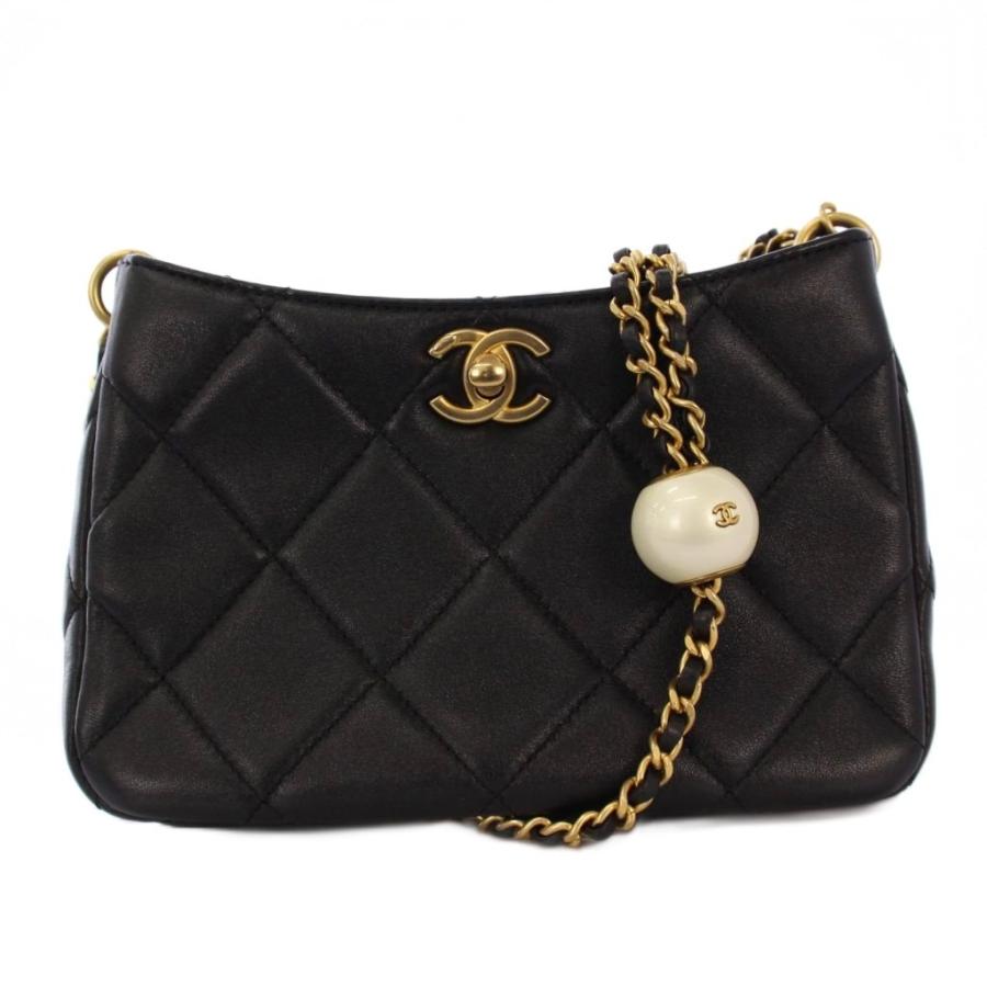 CHANEL（シャネル） スモールホーボー パールチェーンバッグ