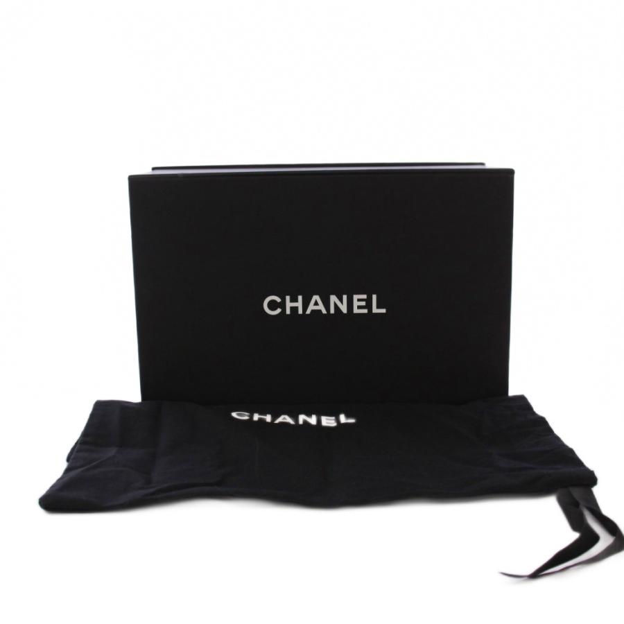 CHANEL（シャネル） スモールホーボー パールチェーンバッグ