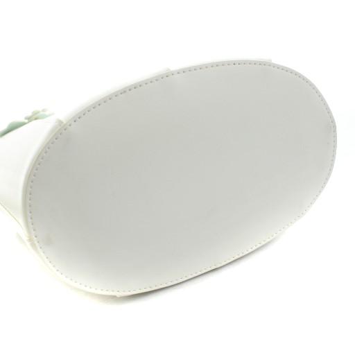 トッカ TOCCA PRIMULA PETAL プリムラペタルレザーバッグ ショルダー