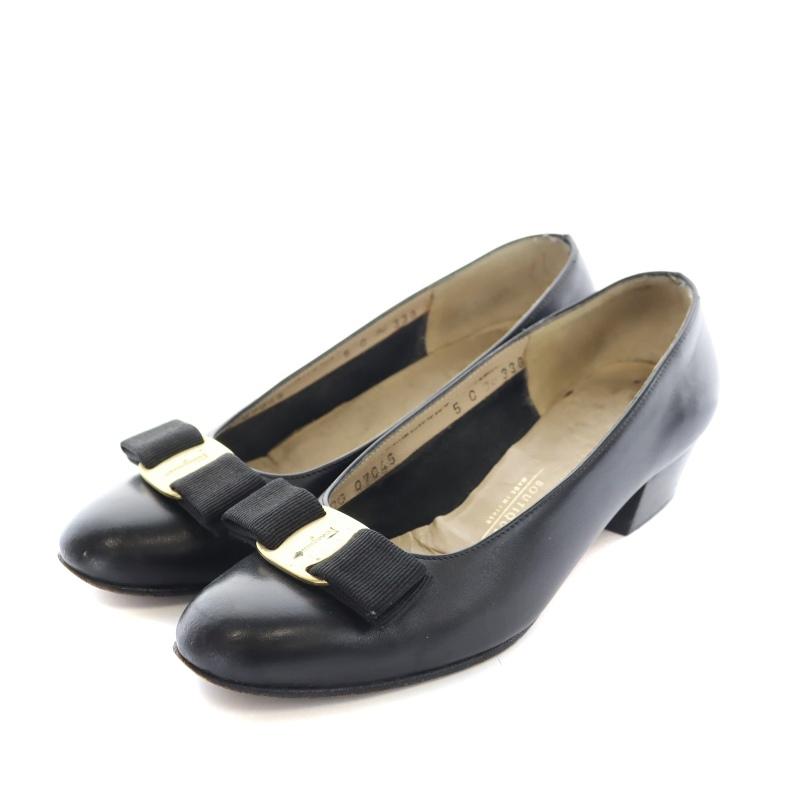 サルヴァトーレフェラガモ Salvatore Ferragamo パンプス ラウンドトゥ 
