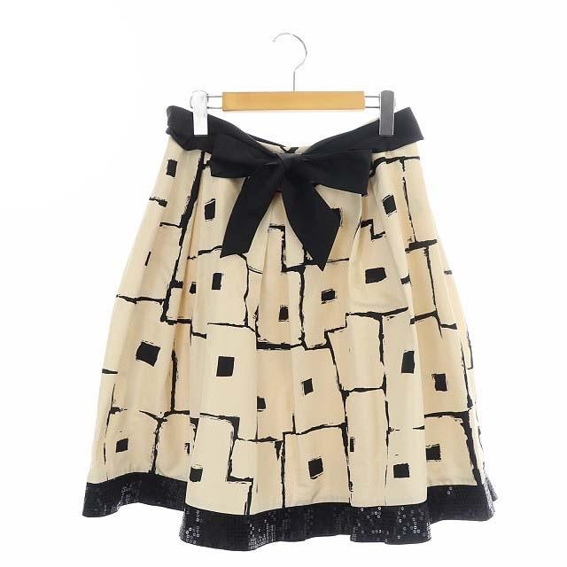 トゥービーシック TO BE CHIC 総柄 フレアスカート 膝丈 スパンコール  