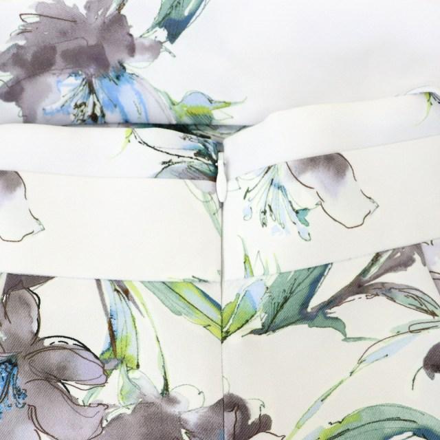 ジャスグリッティー JUSGLITTY リリーフラワープリントスカート ミモレ  