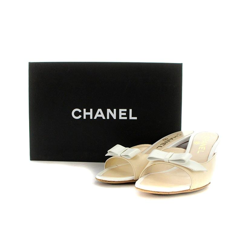 CHANEL リボン付きレザー ミュール 黒/白