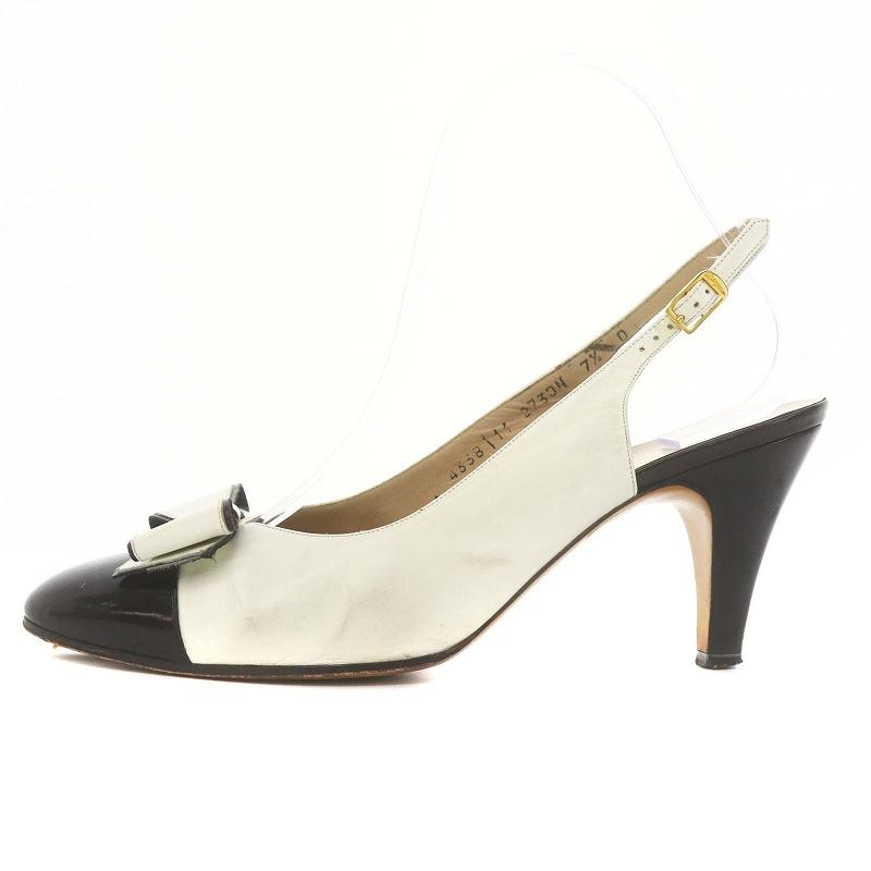 フェラガモ　ストラップパンプス　ラウンドトウ フェラガモストラップパンプスラウンドトウ