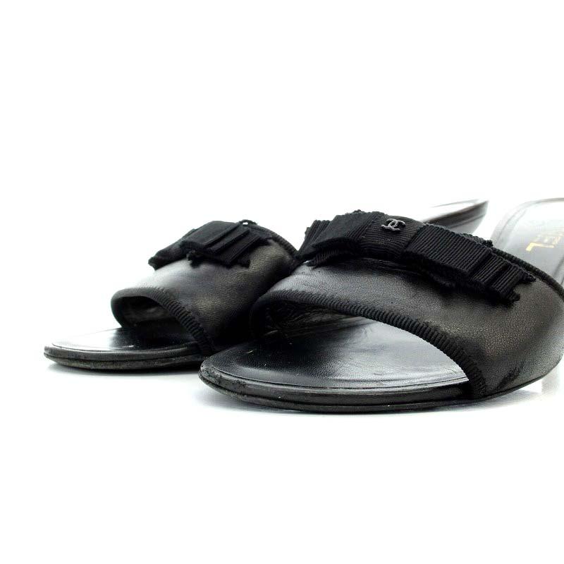 CHANEL ブラック レザー ミュール ヒール約5cm リボン付き