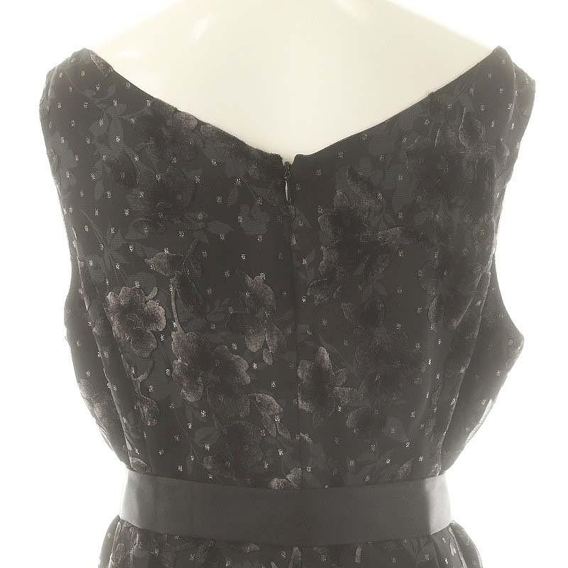 23区（ニジュウサンク） オンワード樫山 花柄 ノースリーブ ワンピース