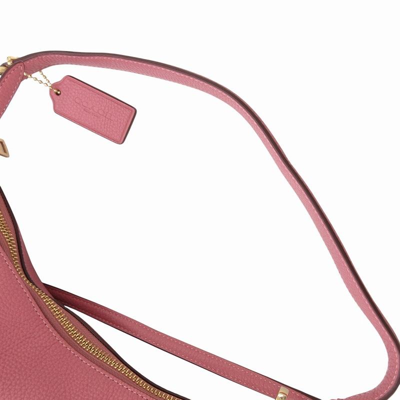 COACH（コーチ） 美品 チェルシー クロスボディ バッグ ハンド 