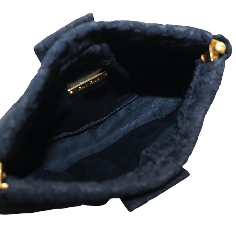 ほぼ新品★即日発送★miu miu ポーチ クラッチ バッグ シルバー ゴールド ほぼ新品☆即日発送☆miu miu ポーチ クラッチ バッグ シルバー
