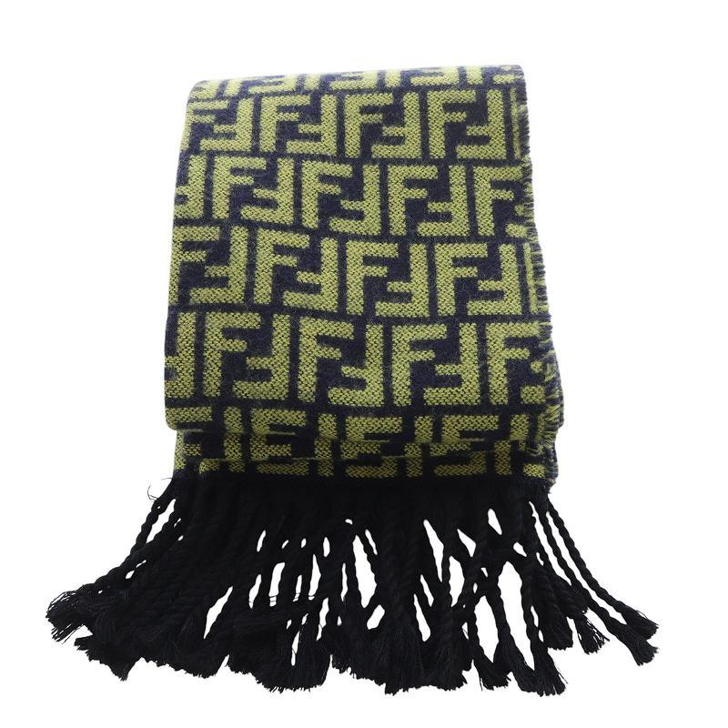 17 フェンディ　FENDI　ズッカ　マフラー フェンディ FENDI ズッカ柄 ウール マフラー 紺 ネイビー 黄色