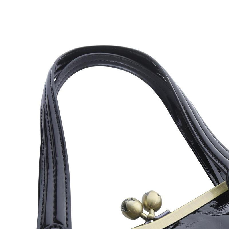 【ANNASUI】アナスイ蝶チャーム付き黒レザーハンドバッグ ANNASUI】アナスイ蝶チャーム付き黒レザーハンドバッグ - メルカリ