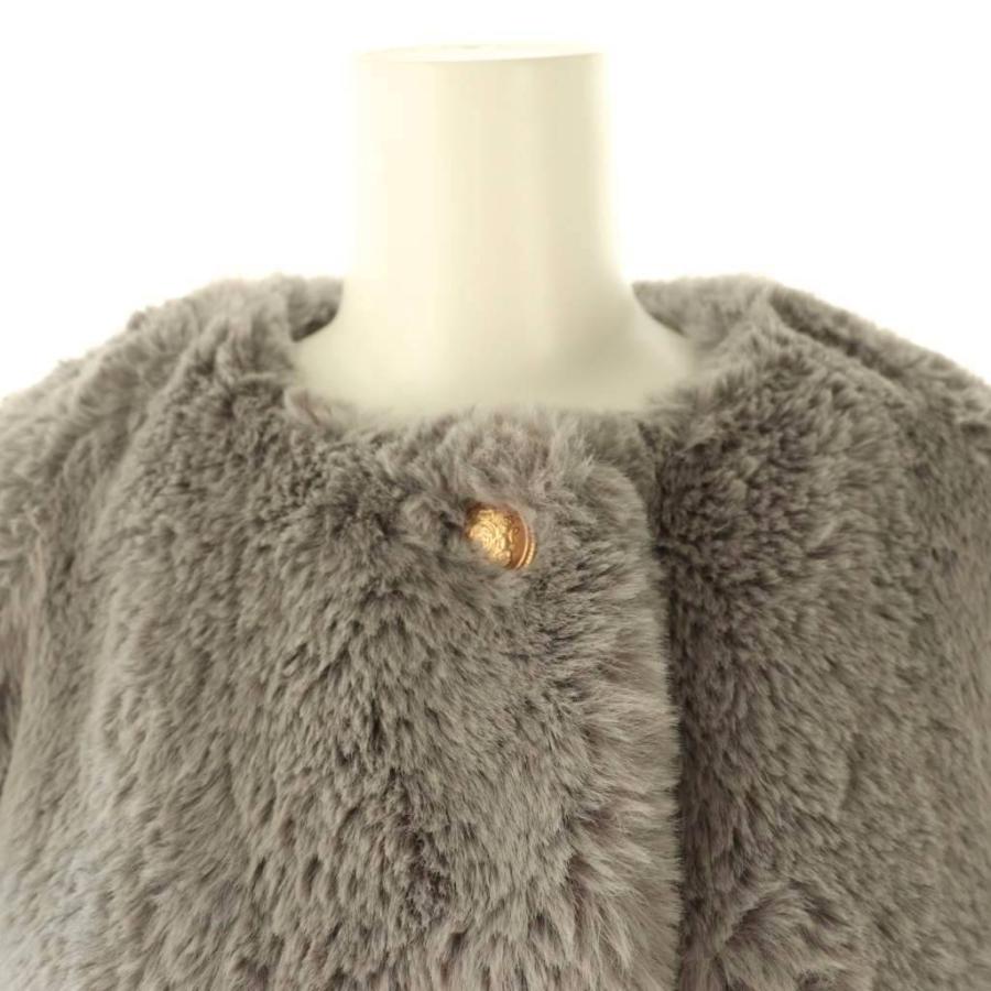 美品 ミラオーウェン 近年 金ボタン クロップドファージャケット 0 グレー Mila Owen（ミラオーウェン）の「金ボタンクロップドファージャケット