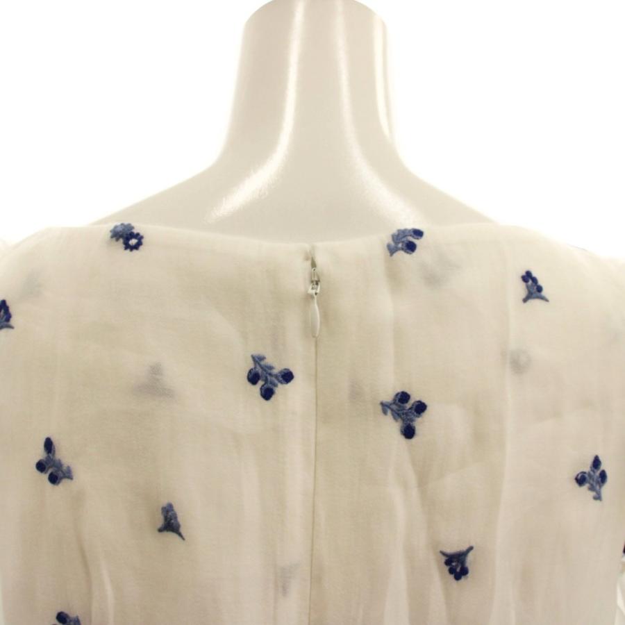 【25SS極美品】CELFORD セルフォード 小花刺繍ペプラムブラウス 花柄 セルフォード CELFORD 25SS 小花刺繍ペプラムブラウス Vネック プル