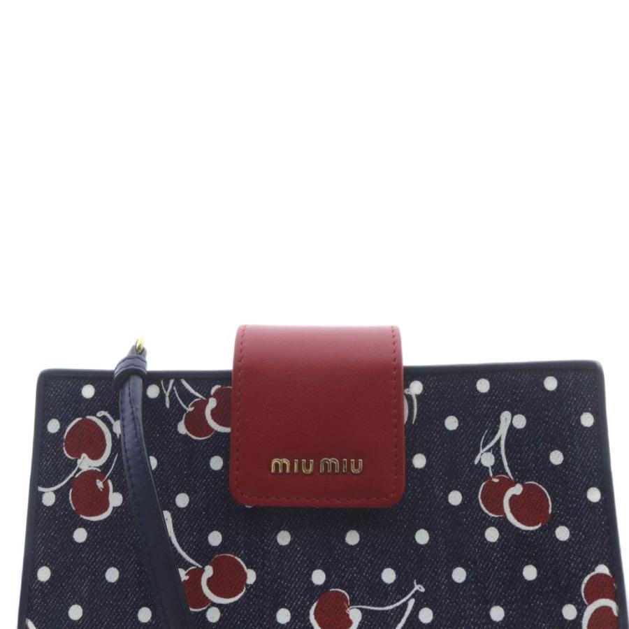 miumiu ショルダーバッグ　赤　ミュウミュウ miu ミュウミュウ MIUMIU 斜め掛けショルダーバッグ レザー
