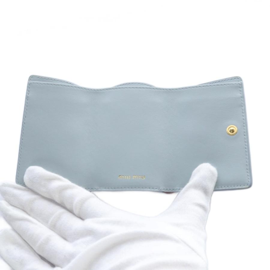 miu miu 水色 三つ折り財布 正規品 miumiu ミュウミュウ 三つ折り財布 水色 - メルカリ