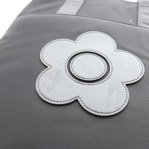 マリークワント MARY QUANT シンプルナイロンデイジー PCバッグ トート