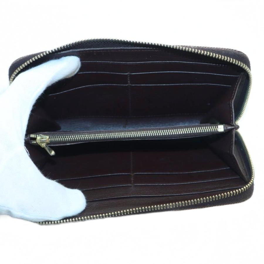 新品同様‼️ ブルガリ　BVLGARI 長財布　ロゴマニア　ラウンドファスナー 超良品‼️ ブルガリ BVLGARI 財布 長財布 ロゴマニア ラウンド