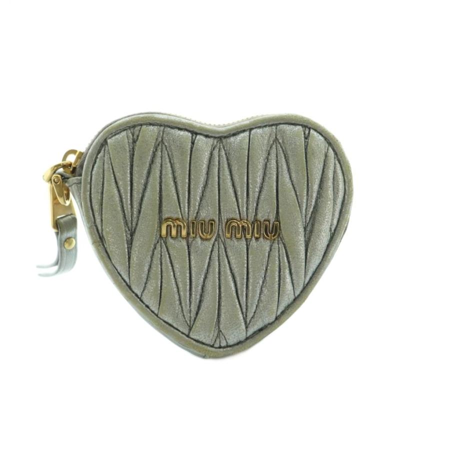 miu miu（ミュウミュウ） マテラッセ ハート型 コインケース 小銭入れ