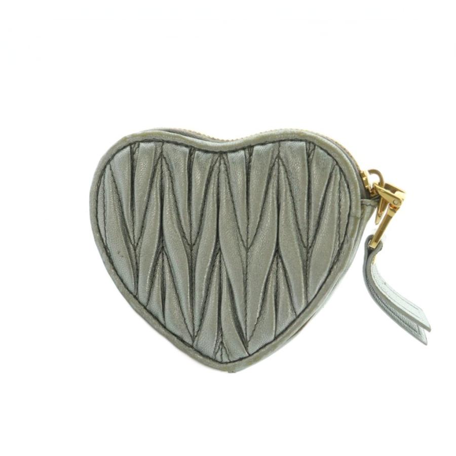 miu miu（ミュウミュウ） マテラッセ ハート型 コインケース 小銭入れ