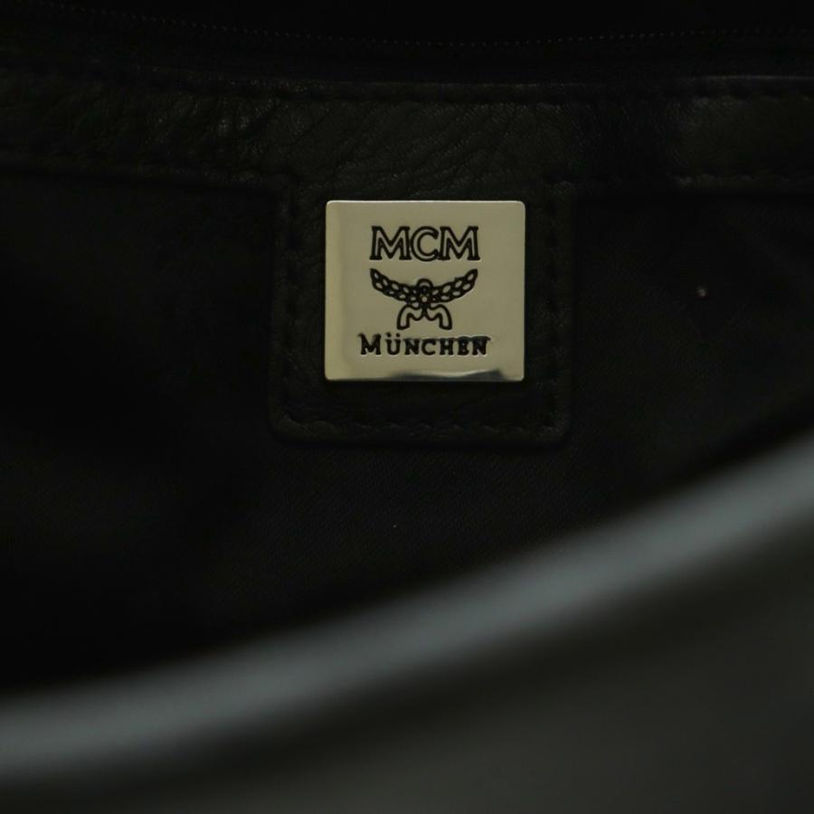 エムシーエム MCM メッセンジャーバッグ ショルダーバッグ レザー