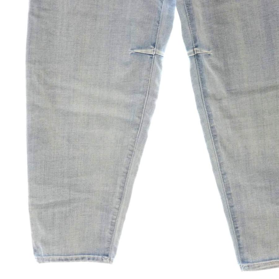 自由区 オンワード樫山 25SS ウスカルデニムダーツカーブ パンツ