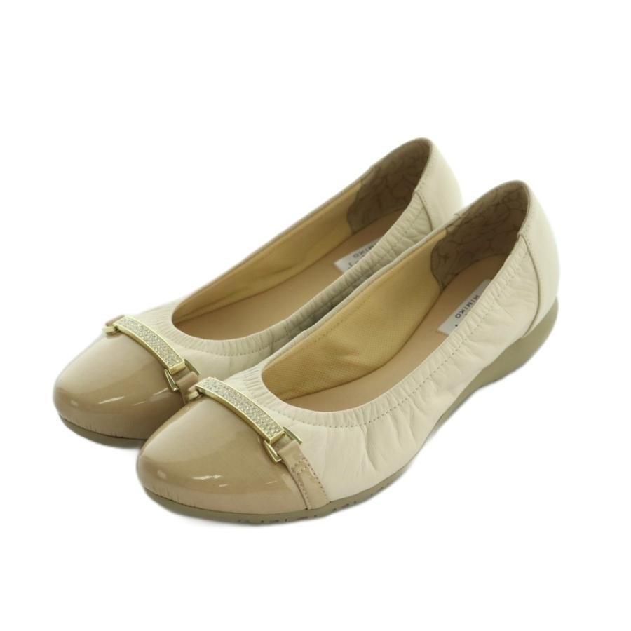 卑弥呼（HIMIKO） ヒミコ ビジュービットスニーカーパンプス キャップ