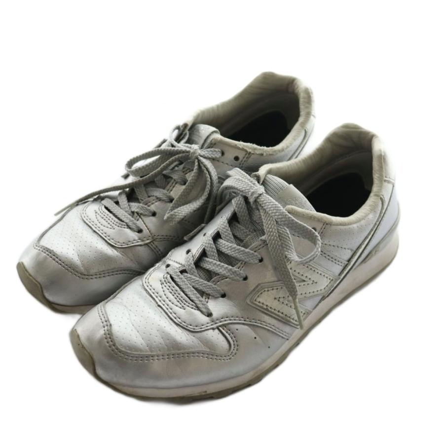 New Balance メタリックシルバー スニーカー New Balance（ニューバランス） スニーカー シューズ メタリック US6.5
