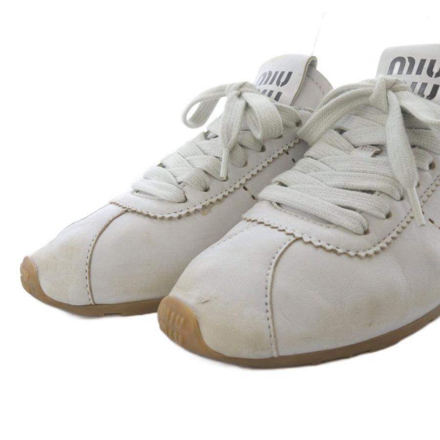 miu miu（ミュウミュウ） プリューム ブリーチド ナッパレザー 加工