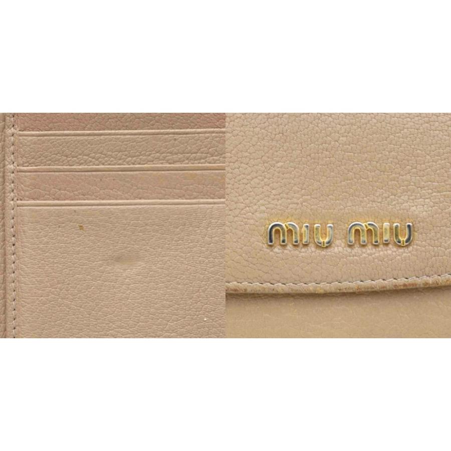 miu miu（ミュウミュウ） マドラス MADRAS 財布 二つ折り 小銭入れ