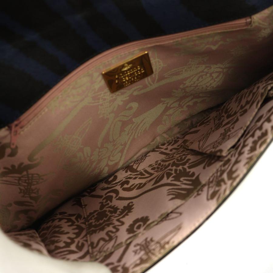 Vivienne Westwood（ヴィヴィアンウエストウッド） クラッチバッグ