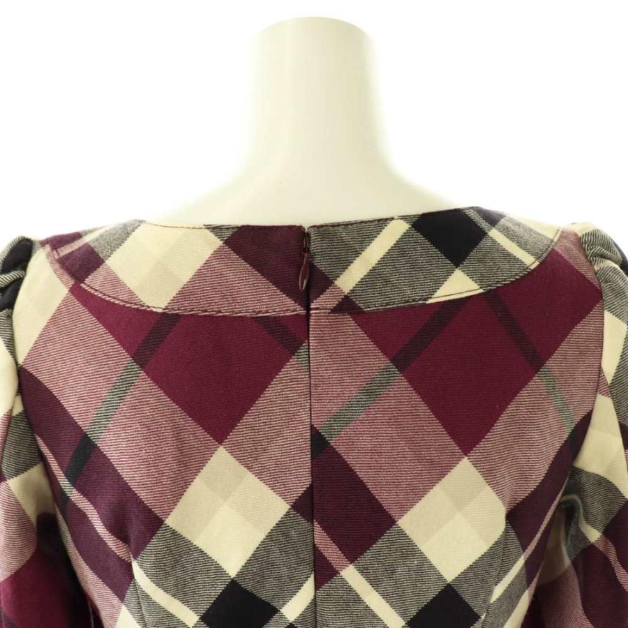 BURBERRY BLUE LABEL（バーバリーブルーレーベル） ベルト付きウール