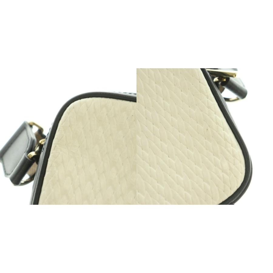 FURLA/フルラ リリー オフホワイト白 レザーショルダーバッグ カメラ 