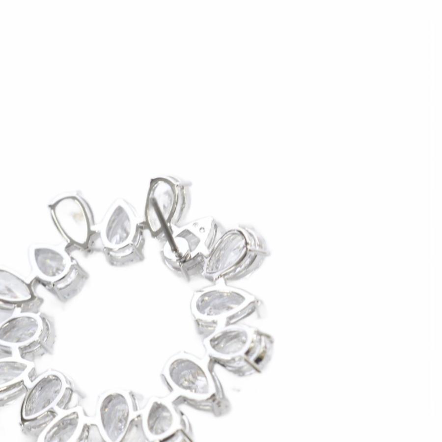スワロフスキー SWAROVSKI Millenia フープピアス 両耳用 シルバー色