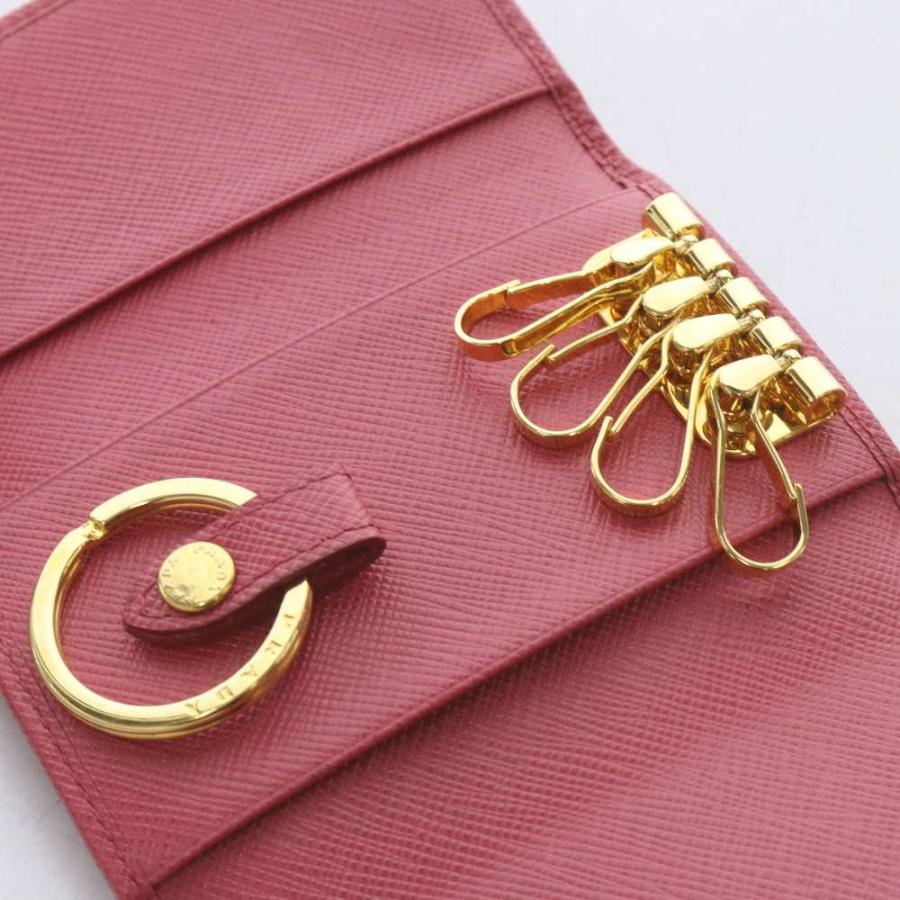 美品　PRADA プラダ ピンク レザー キーケース 4連 リング付　即出荷 美品 PRADA プラダ ピンク レザー キーケース 4連 リング付 即出荷