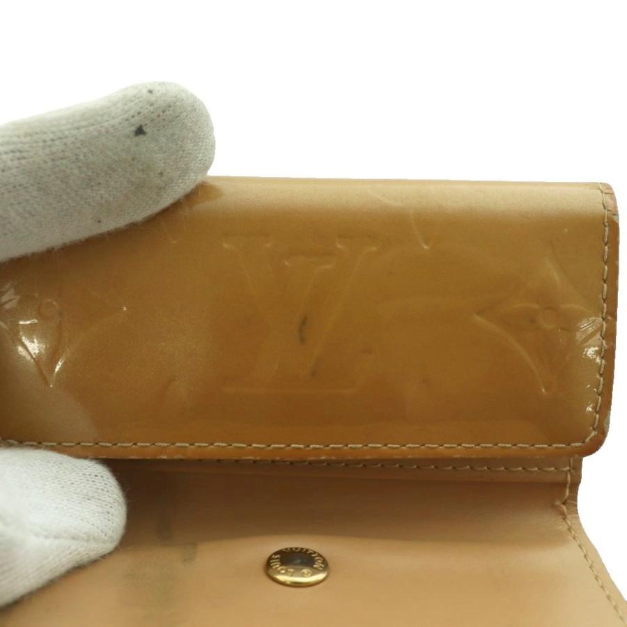 LOUIS VUITTON（ルイ・ヴィトン） モノグラムヴェルニ ミュルティクレ4