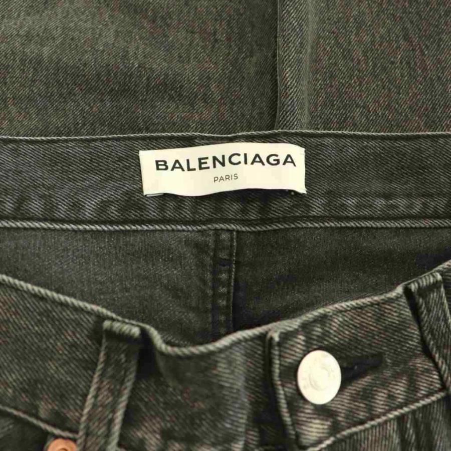 BALENCIAGA（バレンシアガ） ボタンフライストレートデニムパンツ