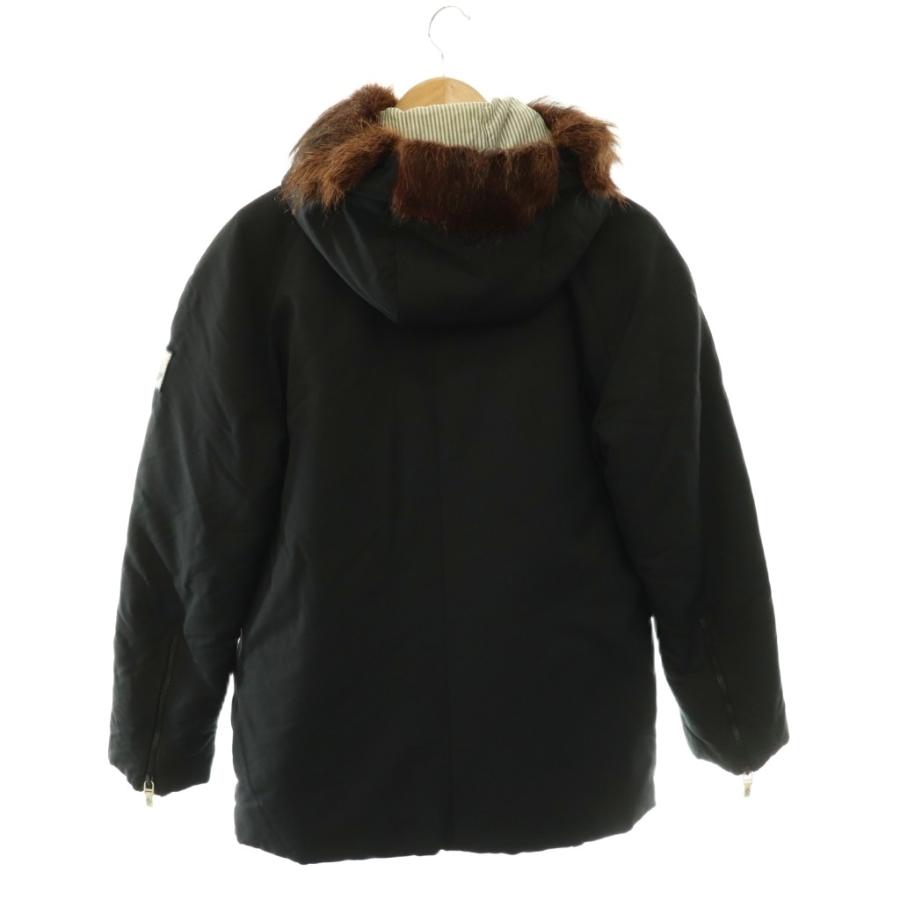MONCLER（モンクレール） ガムブルー GAMMEBLUE GIUBBINO ファー付き