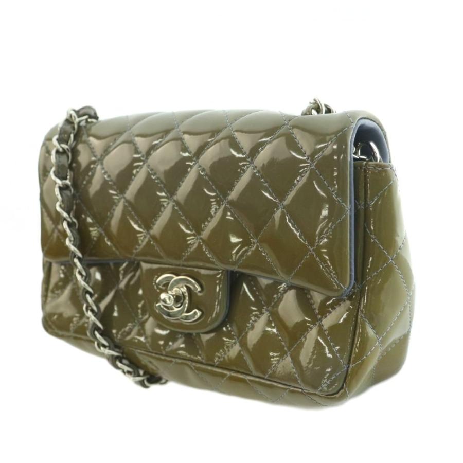 CHANEL ショルダーバッグ オリーブグリーン/ブラウン CHANEL（シャネル） ミニマトラッセ パテントレザー チェーン