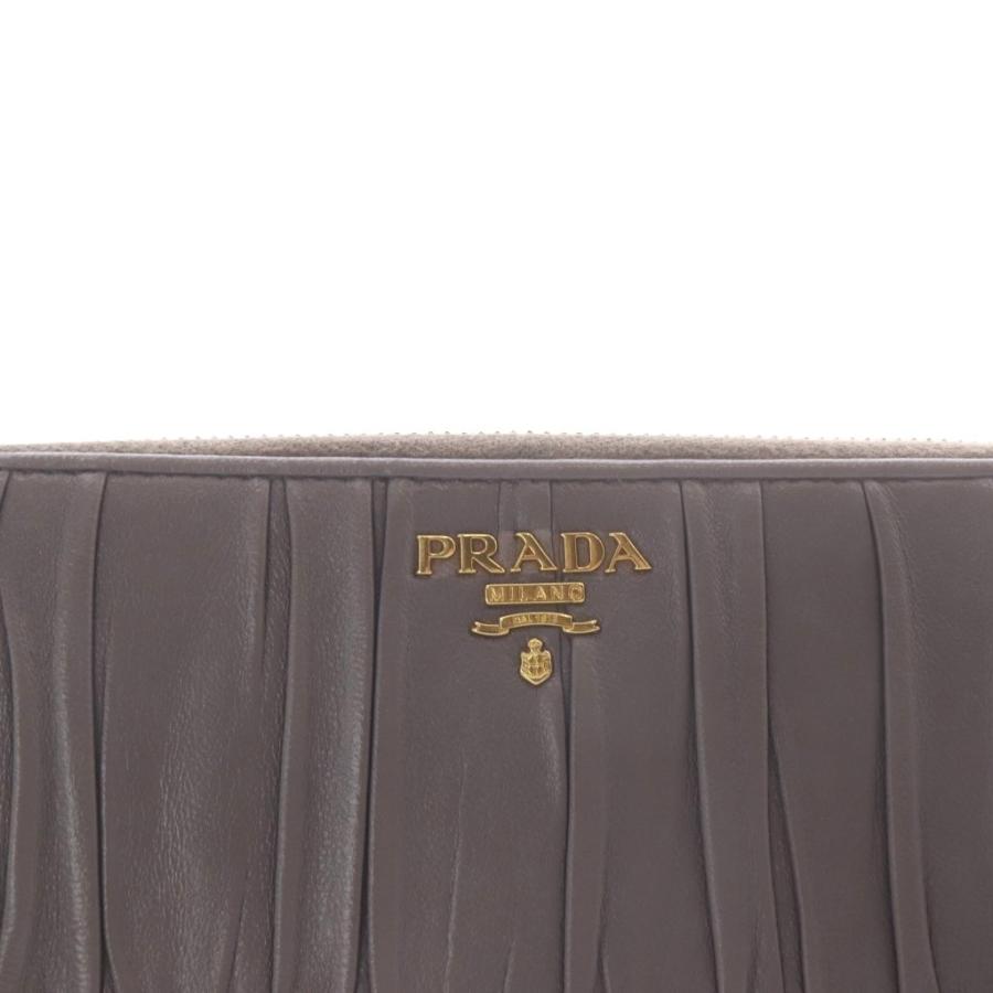 アール＊＊様　PRADA プラダ ラウンドジップ レザー 長財布 グレージュ PRADA（プラダ） ギャザーラウンドジップウォレット 長財布 レザー