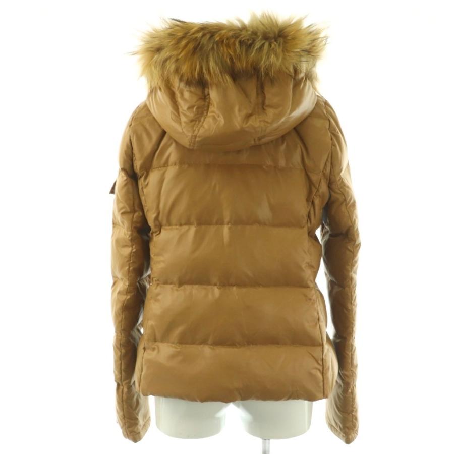 専用⭐︎BURBERRYBLUE LABELジャケット38ベージュダウンジャケット BURBERRY BLUE LABEL（バーバリーブルーレーベル） ファー付きダウン