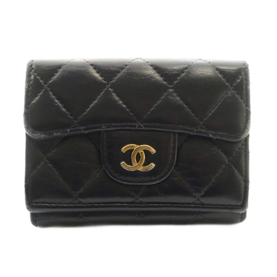 CHANEL（シャネル） マトラッセ スモールフラップウォレット 三つ折り 
