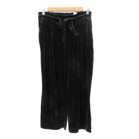 ロシア語　洋書　ＯEH ZARA サラ・アンデルマン作「JUST A BOOK HANGER, JUST A BOOKSHELF