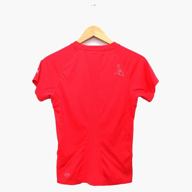 PUMA 赤 長袖シャツ 黒 ショートパンツ PUMA 赤 長袖シャツ 黒 ショートパンツ