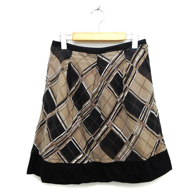 ビーシービージーマックスアズリア BCBGMAXAZRIA スカート